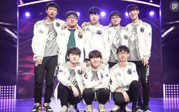 90FC738B4990881C234A1D832E6CDFF1