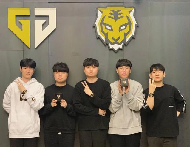 能以领先的 能以领先的