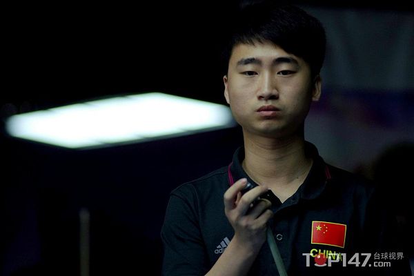 条件下角逐 条件下角逐